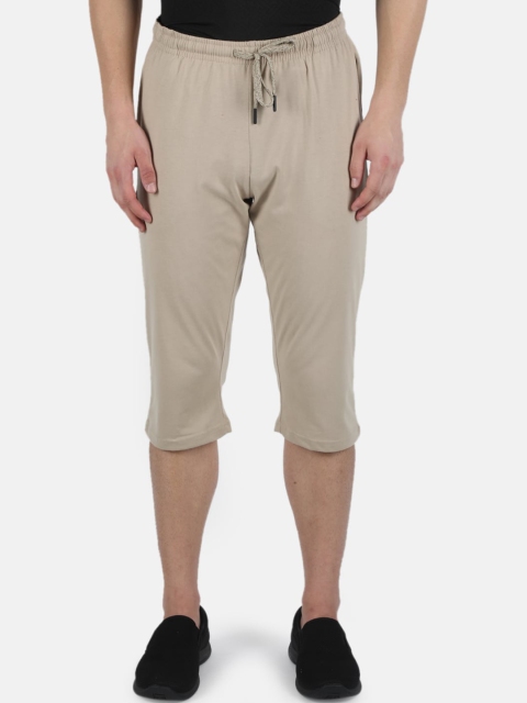 

Monte Carlo Men Camel Brown Shorts