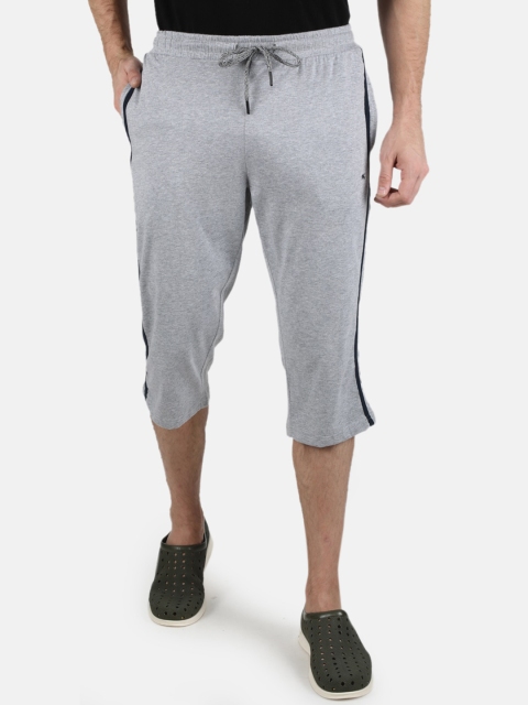 

Monte Carlo Men Grey Melange Shorts