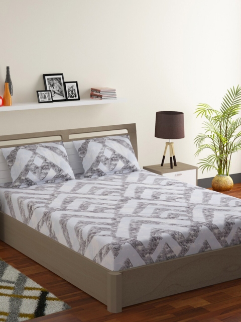 

RUGSMITH Grey & White Geometric 210 TC Cotton King Bedsheet with 2 Pillow Covers