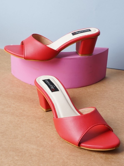 

VAYONAA Red PU Block Pumps