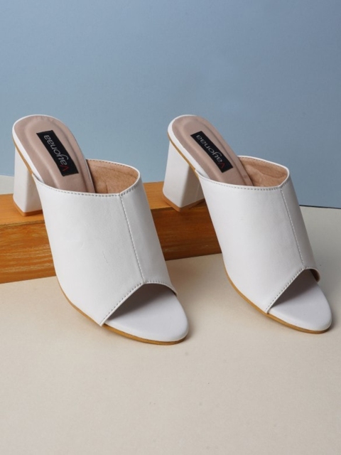 

VAYONAA Gold-Toned PU Block Gladiators with Laser Cuts