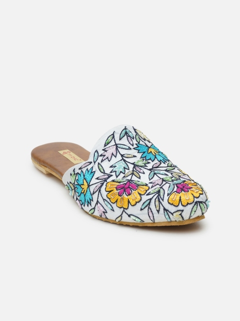 

Ta Chic Women White Printed Ethnic Ballerinas Flats