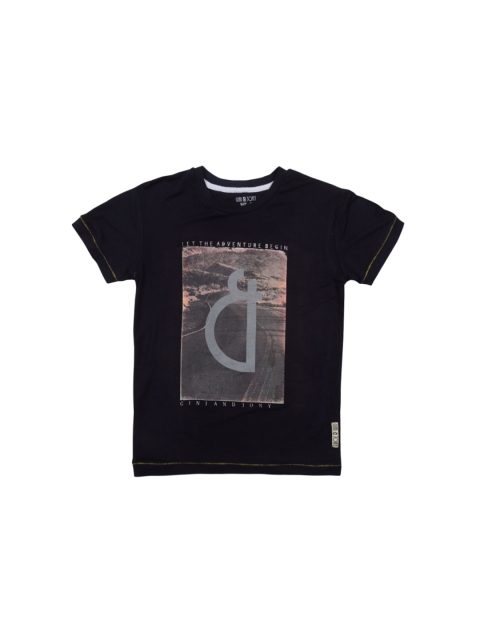 

Gini and Jony Boys Black Printed Round Neck T-shirt