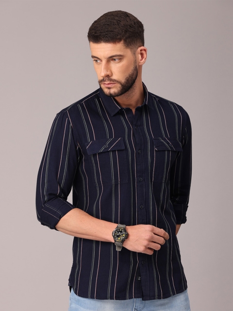 

FOGA Men Green Classic Slim Fit Striped Casual Shirt