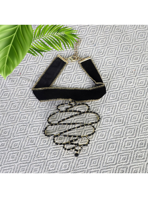 

Bijoux by Priya Chandna Gold-Toned & Black Brass Gold-Plated Necklace