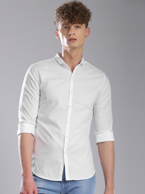 

Levis Men White Regular Fit Casual Shirt