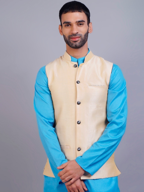 

GRACIT Men Beige Dupion Silk Mandarin Collar Nehru jacket