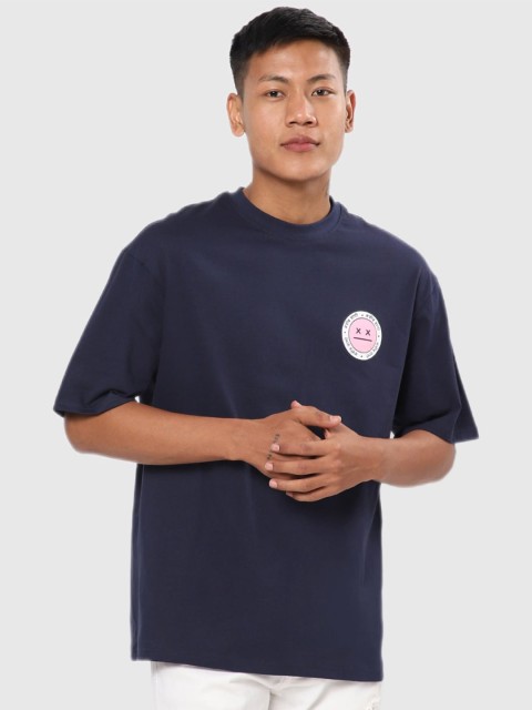 

Bewakoof Men Navy Blue Applique Loose Outdoor T-shirt