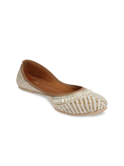 

Ta Chic Women Gold-Toned Embellished Ethnic Mojaris Flats