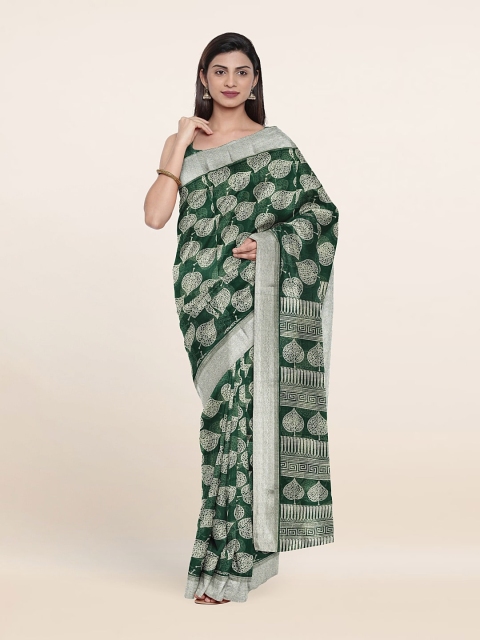 

Pothys Green & White Ethnic Print Saree