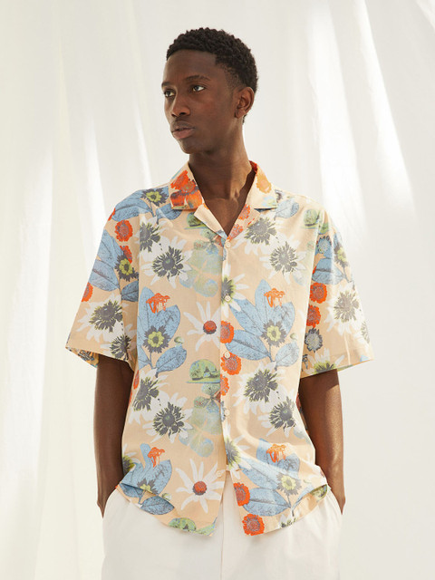 

H&M Men Beige Relaxed Fit Floral Patterned Resort Shirt