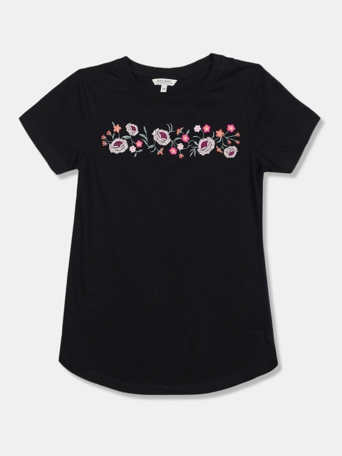 

Aeropostale Women Black Floral Embroidered Cotton T-shirt