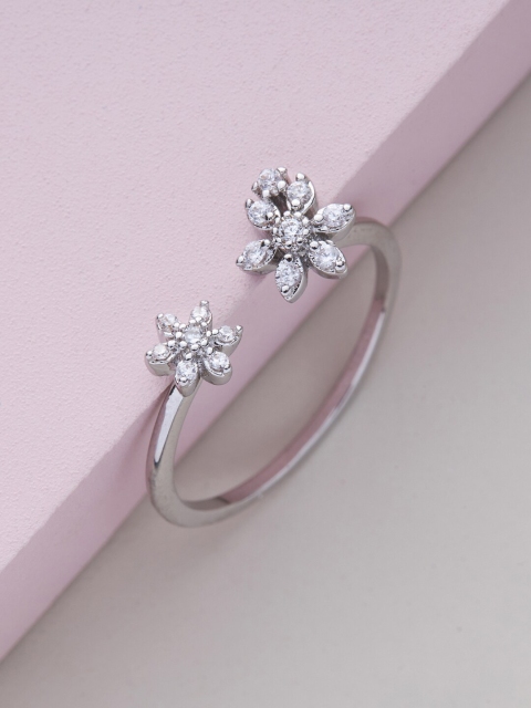 

Kushal's Fashion Jewellery Rhodium-Plated Silver-Toned & White CZ-Studded Finger Ring