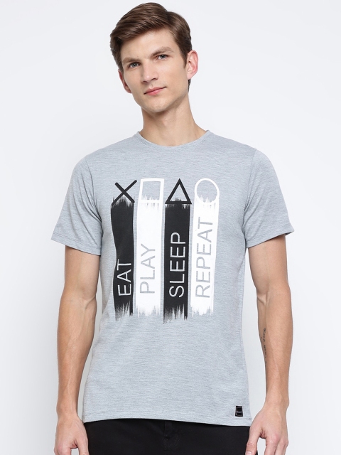

Pactorn Men Grey Typography Printed Raw Edge T-shirt