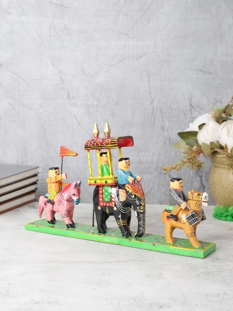 

VarEesha Green & Red Hand Painted Royal Procession Wooden Decorative Showpiece
