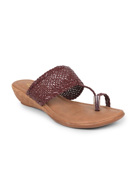

Liberty Women Maroon & Beige Thong Flip-Flops