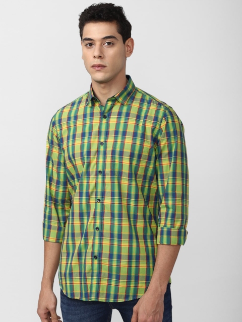 

Van Heusen Sport Men Green Slim Fit Tartan Checks Checked Casual Shirt