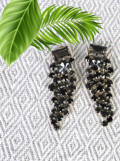 

Bijoux by Priya Chandna Black Contemporary Studs Earrings