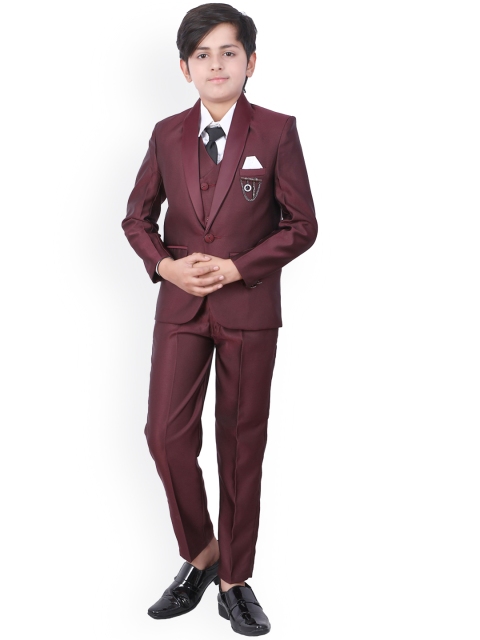 

FOURFOLDS Boys Maroon Solid 5-Piece Single-Breasted Partywear Suit