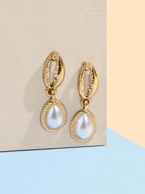 

Accessorize Women Gold-Toned Leaf Shaped Drop Earrings