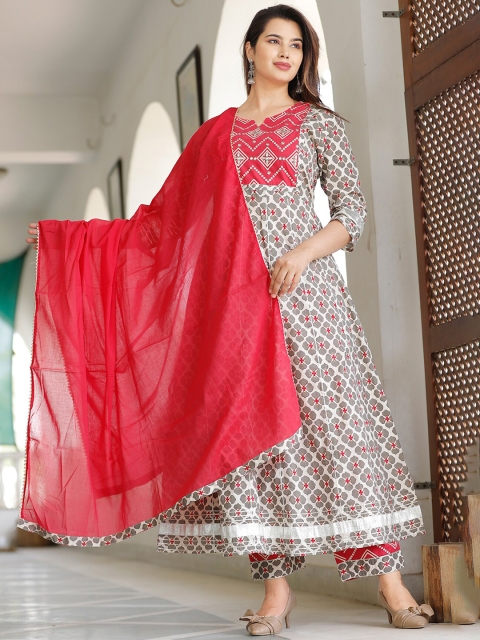 

YAVI Women Grey Printed Kurta with Palazzos & With Dupatta