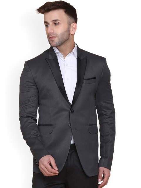 

TAHVO Men Grey Solid Slim-Fit Cotton Blazers
