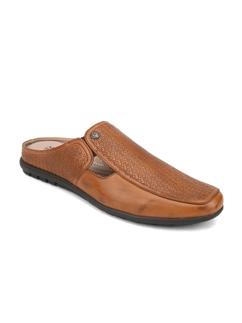 

Alberto Torresi Men Tan Textured Mules