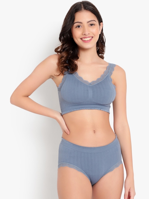 

PARKHA Women Blue Ribbed Paddeed Lingerie Set PKSET2126102L