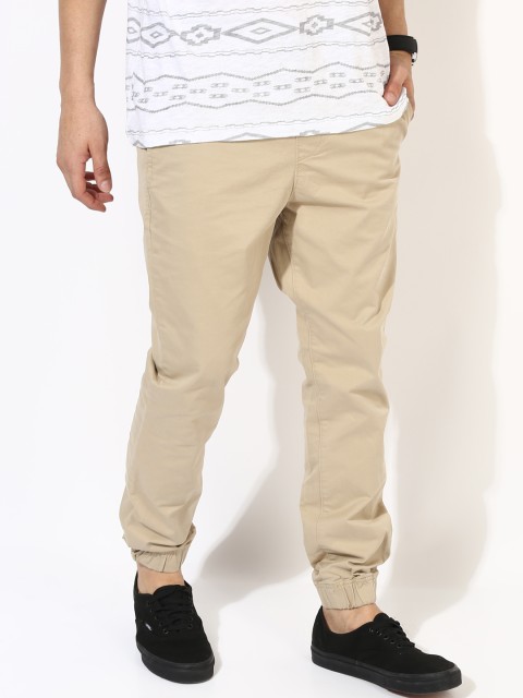 

Aeropostale Men Beige Slim Fit Joggers