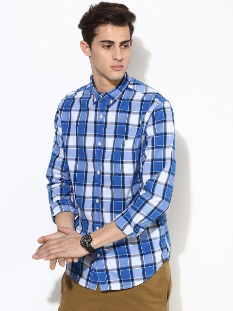 

Aeropostale Men Blue & White Checked Casual Shirt