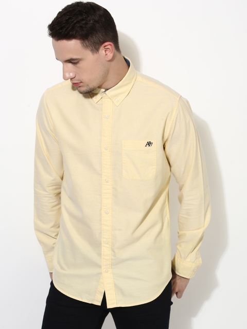 

Aeropostale Men Yellow Solid Casual Shirt