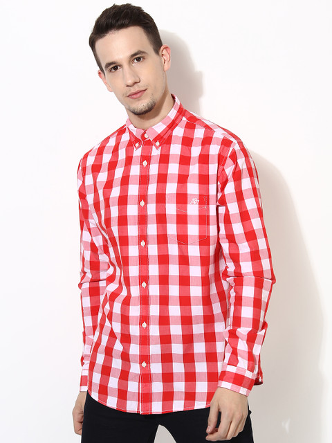 

Aeropostale Men Red & White Checked Casual Shirt