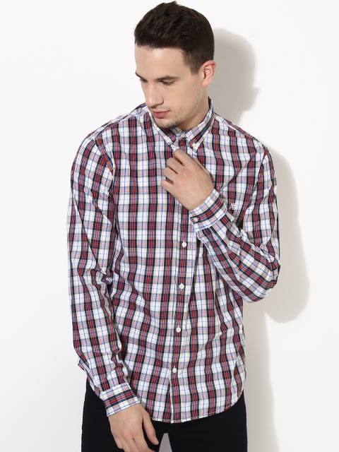 

Aeropostale Men Red & Off-White Checked Casual Shirt