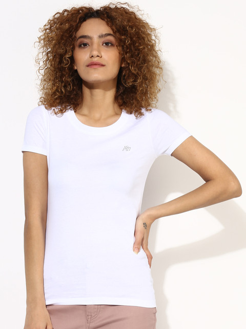 

Aeropostale Women White Solid Round Neck T-Shirt