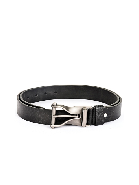 

BuckleUp Men Black Leather Belt