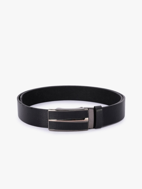 

BuckleUp Men Black Leather Belt