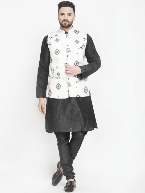 

Benstoke Men Black Pleated Kurta with Churidar