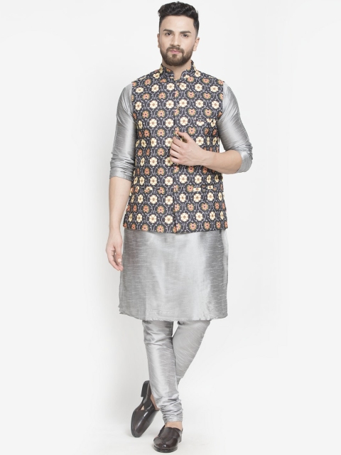 

Benstoke Men Grey Pleated Kurta with Pyjamas