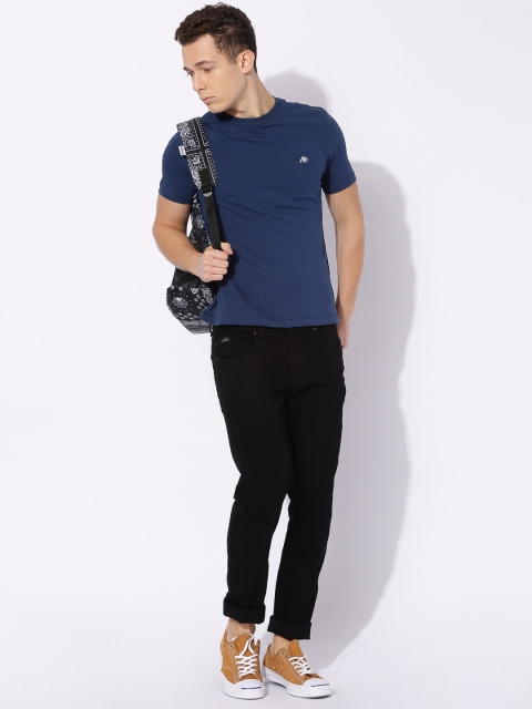 

Aeropostale Men Navy Solid T-shirt, Navy blue