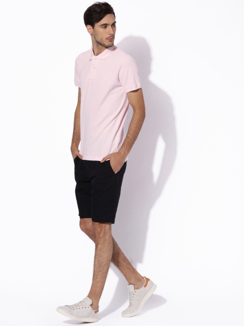 

Aeropostale Men Pink Solid Polo Collar T-shirt