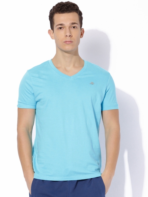 

Aeropostale Men Blue Solid V-Neck T-shirt