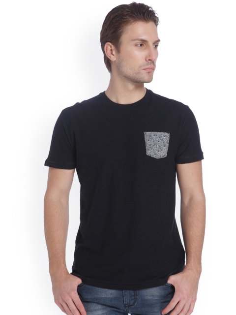 

Mufti Men Black Solid Round Neck T-Shirt