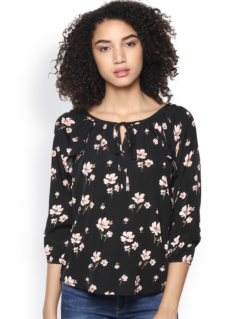 

Harpa Black Floral Floral Print Top