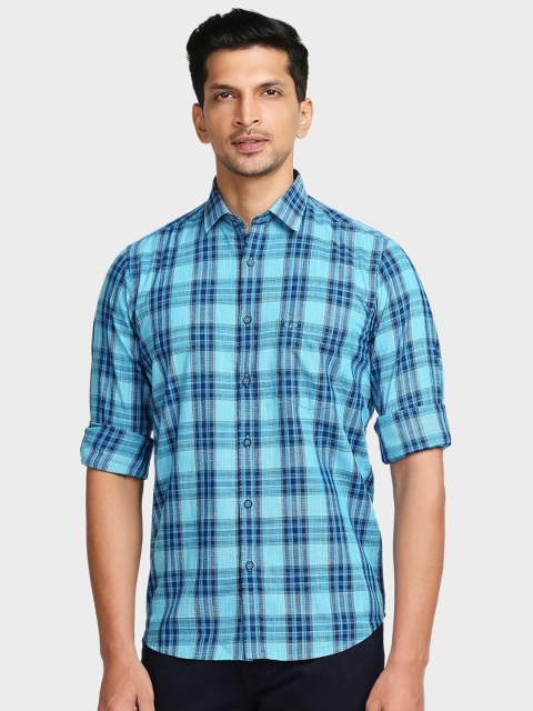 

ColorPlus Men Plus Size Blue Tailored Fit Checked Cotton Casual Shirt