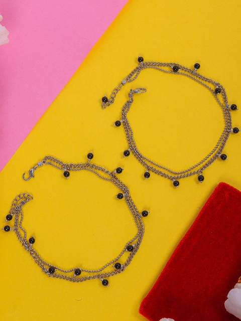 

DIVA WALK Silver-Plated Black Beaded Anklet