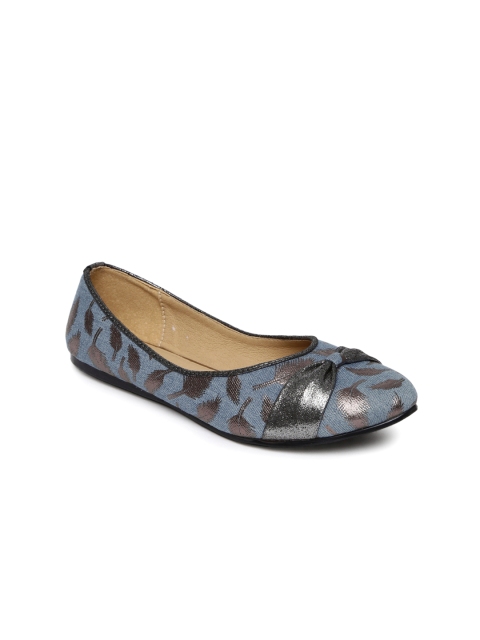 

Inc 5 Women Blue & Gunmetal-Toned Printed Ballerinas