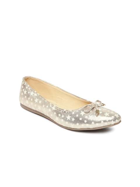 

Inc 5 Women Gold-Toned & Off-White Printed Ballerinas