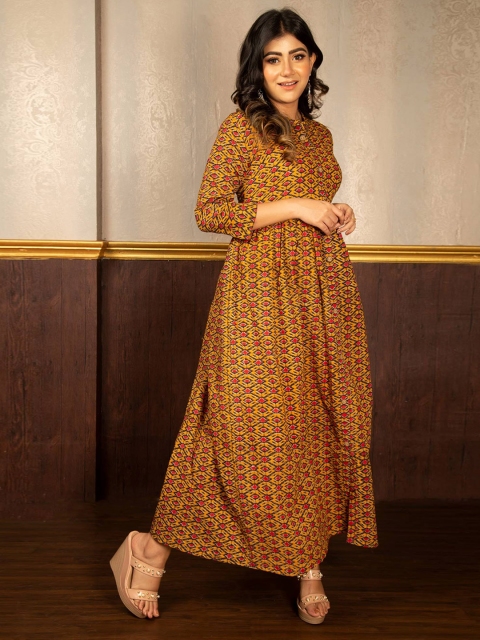 

Unnati Silks Women Multicoloured Ethnic Motifs Printed Flared Sleeves Floral Handloom Kurta, Multi