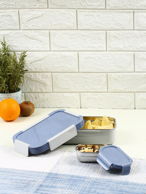 

JAYPEE PLUS Blue & SIlver Solid Lunch Box