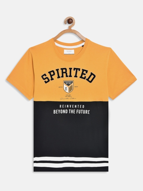 

Octave Boys Yellow Colourblocked Applique T-shirt